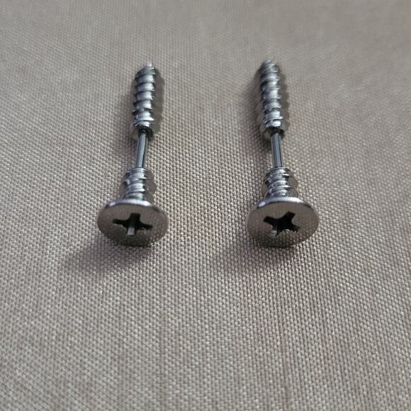 Women's Silver screw shaped illusion post earrings - Picture 3 of 3